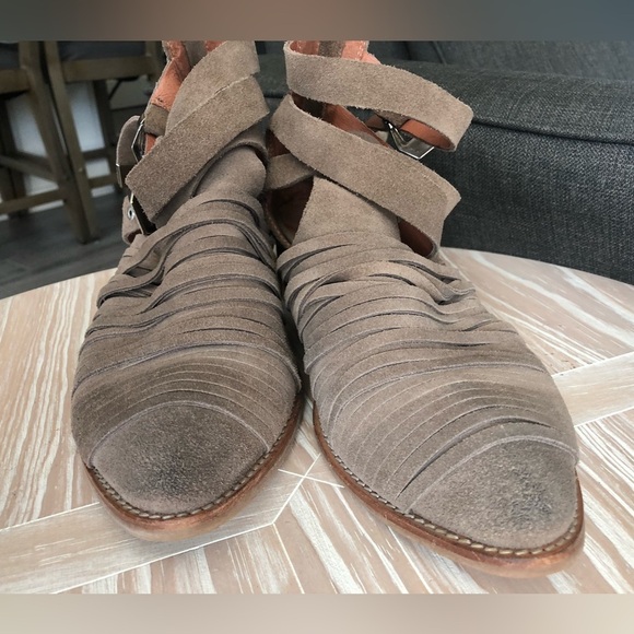Jeffrey Campbell|Leather suede tan booties with stacked heel,Western buckle••• - Picture 8 of 11